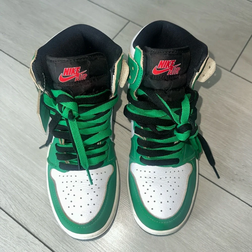 Nike High-Top Sneakers in Green, White, and Black - Picture 7 of 9
